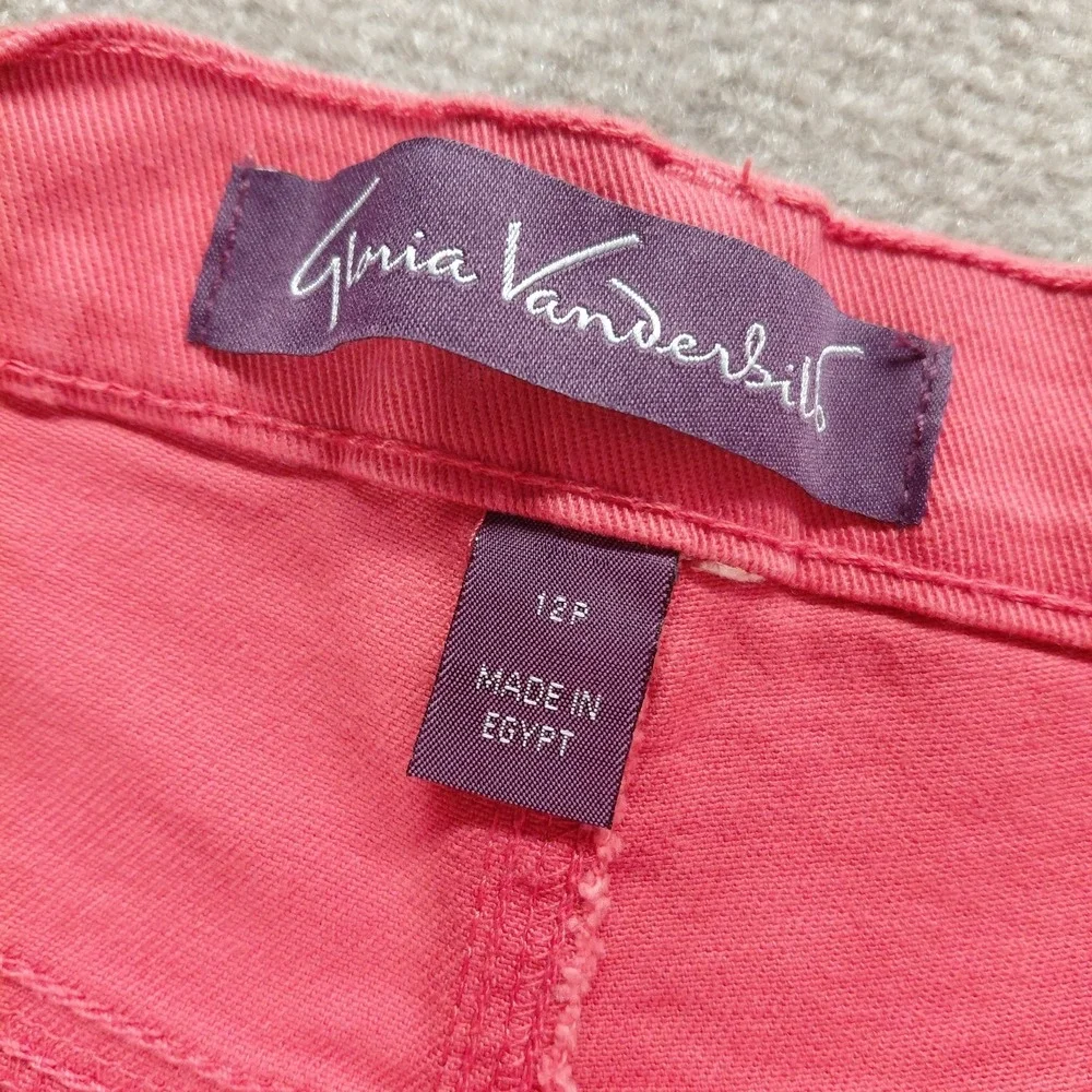 Gloria Vanderbilt Amanda Coral Embroidered Bling Capri Womens 12 Petite Pockets